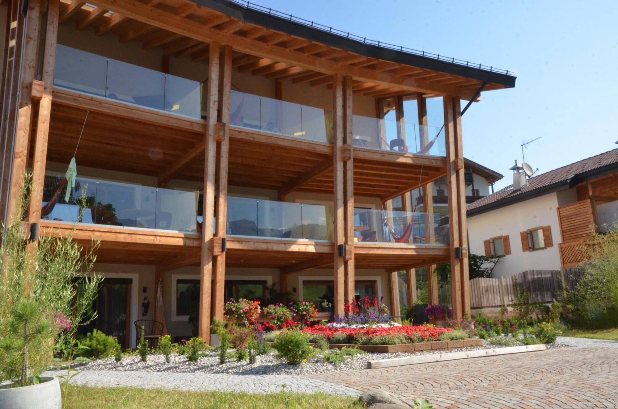 Kastelart - Karbon Aparthotel Castelrotto Exterior foto